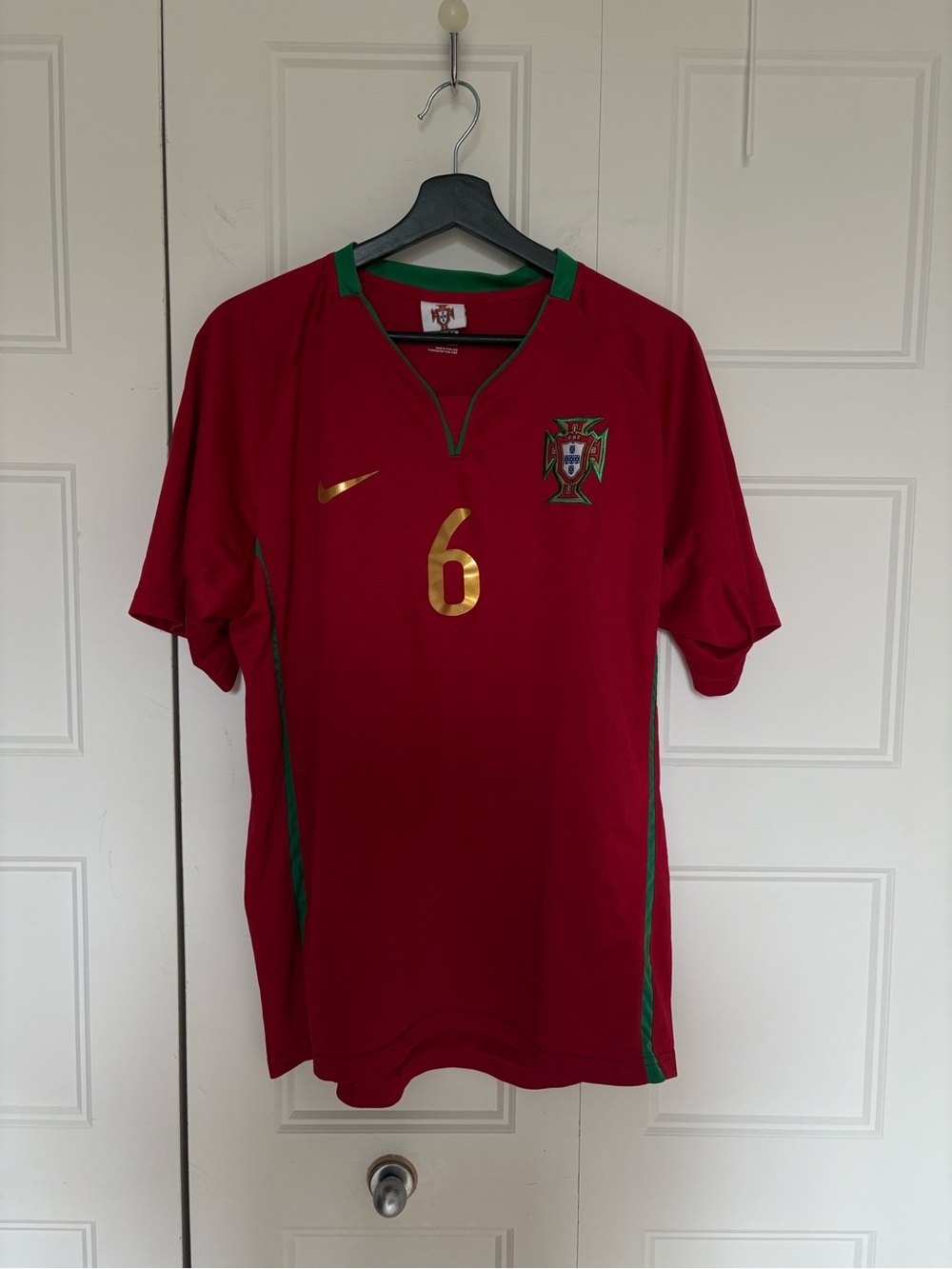 Vintage 2004 Nike Portugal Home Soccer Jersey #6 Costinha Euro 04 Medium